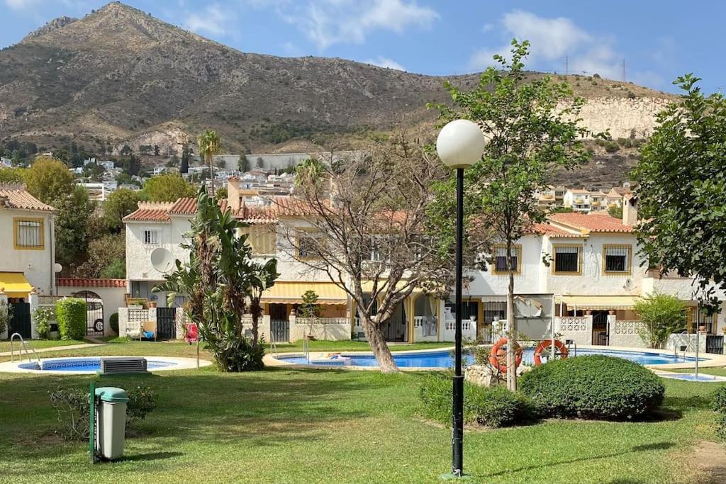 Chalet Adosado Corta Temporada 2 Dormitorios Benalmádena Exteriér fotografie