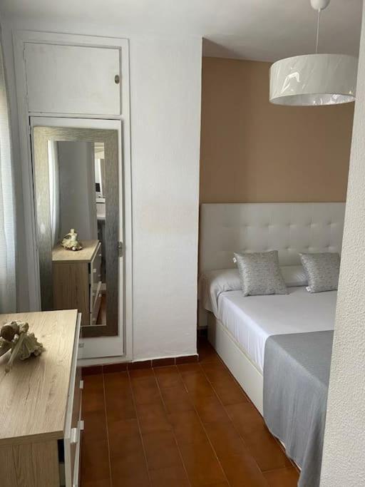 Chalet Adosado Corta Temporada 2 Dormitorios Benalmádena Exteriér fotografie