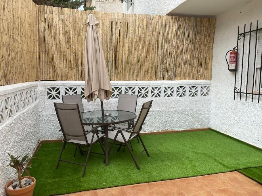 Chalet Adosado Corta Temporada 2 Dormitorios Benalmádena Exteriér fotografie