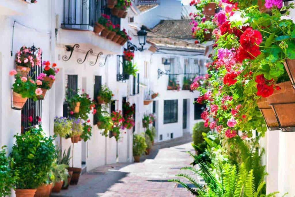 Chalet Adosado Corta Temporada 2 Dormitorios Benalmádena Exteriér fotografie